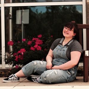 Meet your Posher, Hope